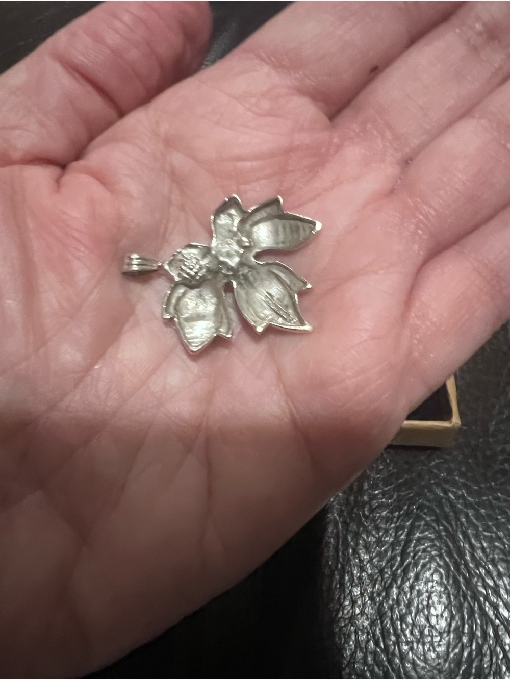 Tiffany & Co. Silver Leaf Pendant Necklace - Picture 4 of 4